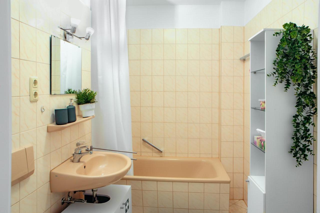 5 Min Zur Elbe, Helle Geraeumige 2-Raum-Whg, Neustadt, Top Lage Dresde Extérieur photo
