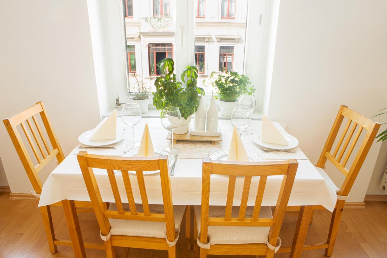 5 Min Zur Elbe, Helle Geraeumige 2-Raum-Whg, Neustadt, Top Lage Dresde Extérieur photo